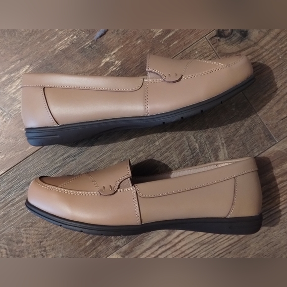 NWT Dr. Max womens loafers - Picture 7 of 8